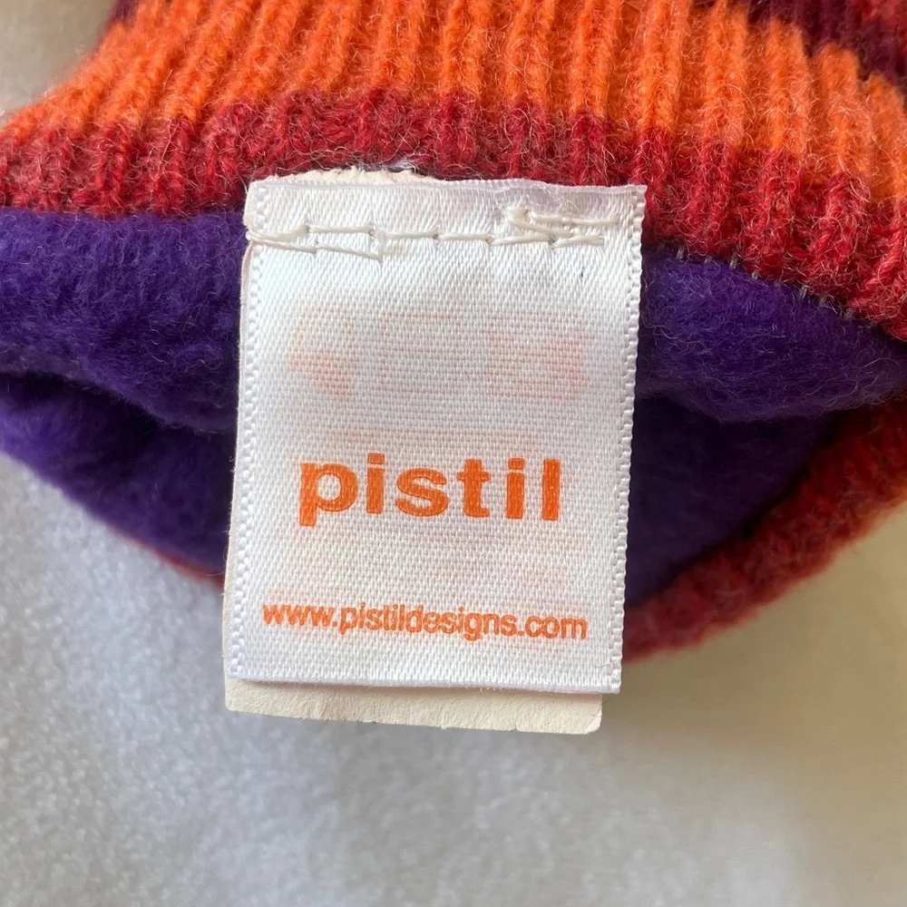 Pistil Rumor Mitten